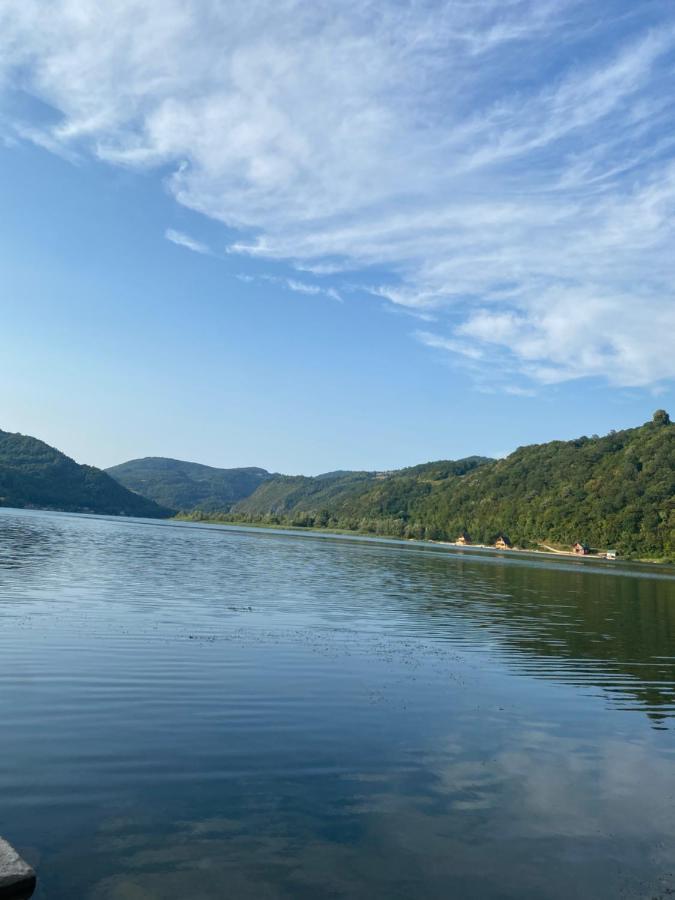 Dijanin Konak Zvornik Zewnętrze zdjęcie